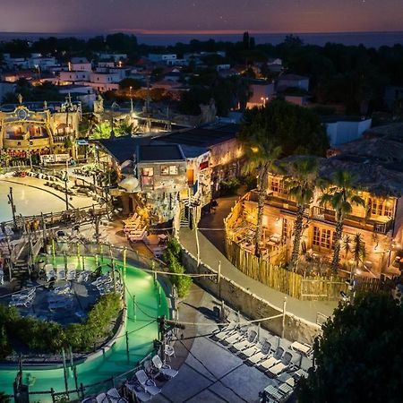 Hotel Pirates World Agde Exterior photo